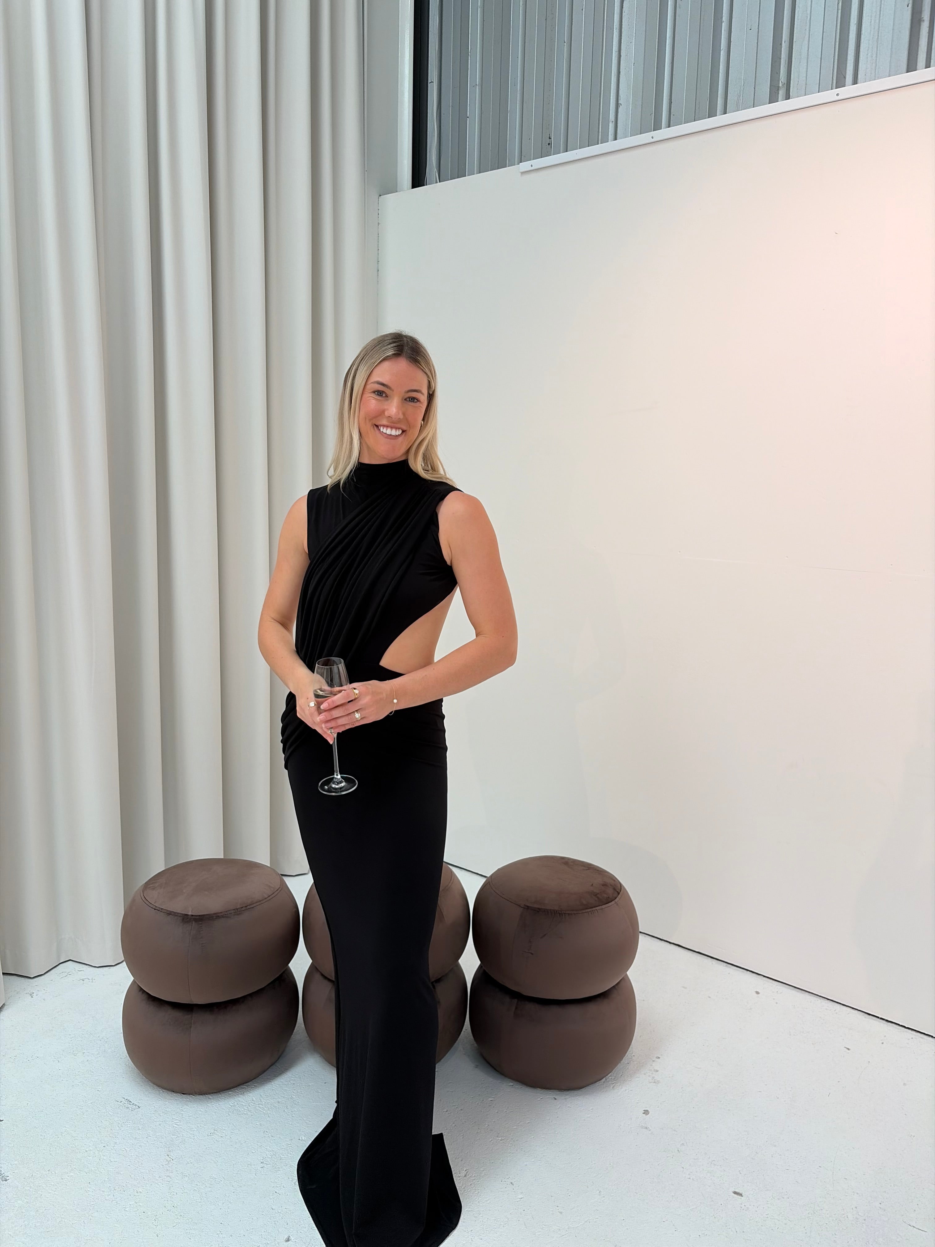 ALEKSI GOWN
